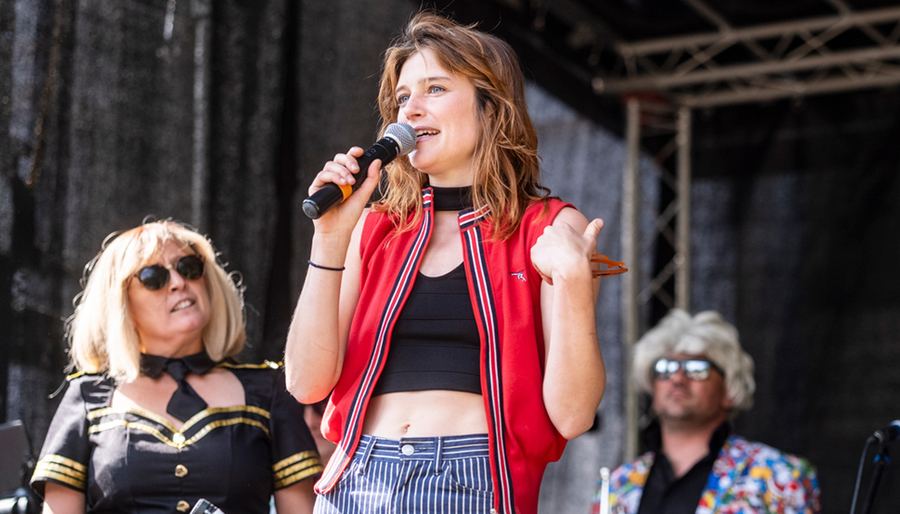MC Helena Cazaerck